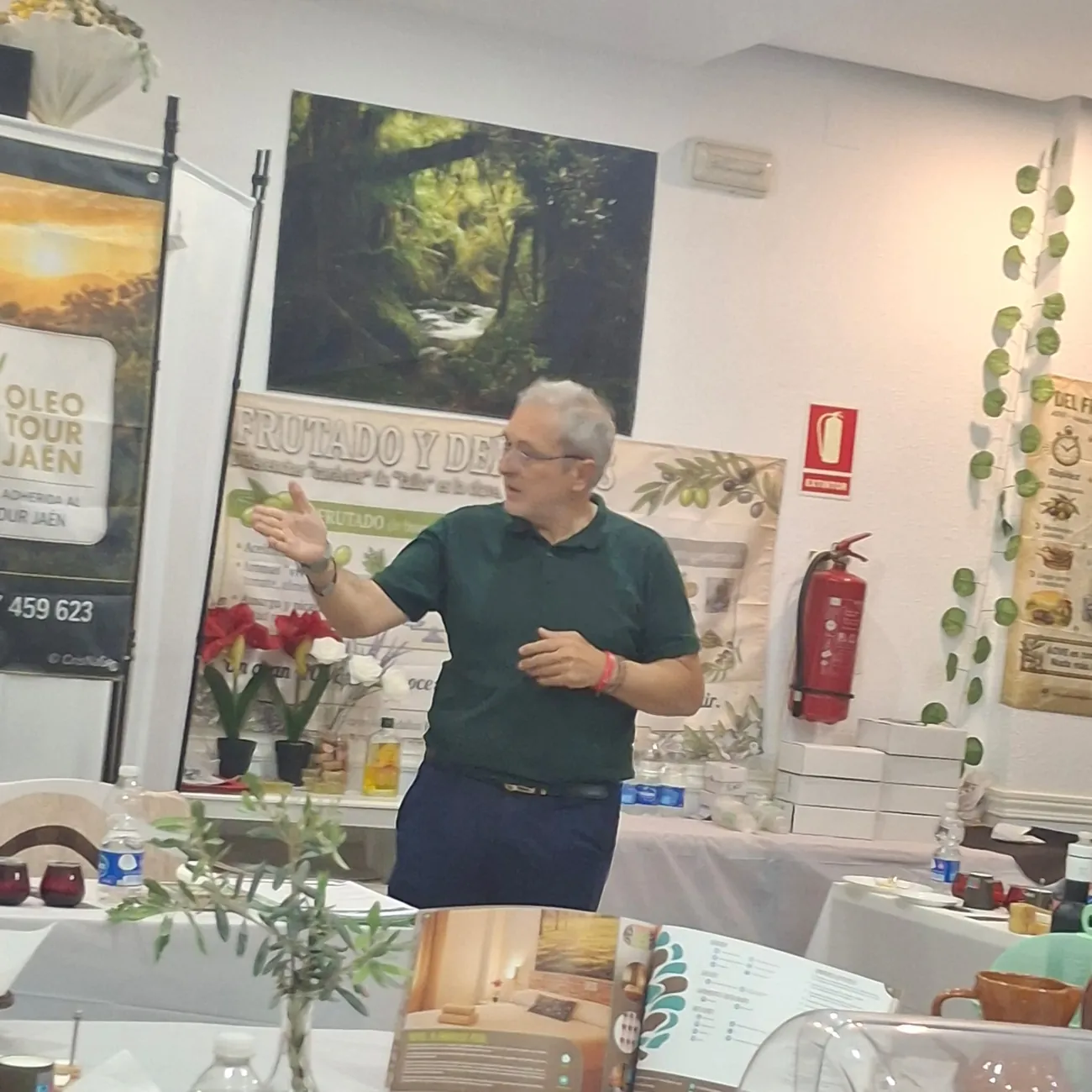 Guided extra virgin olive oil tasting moment