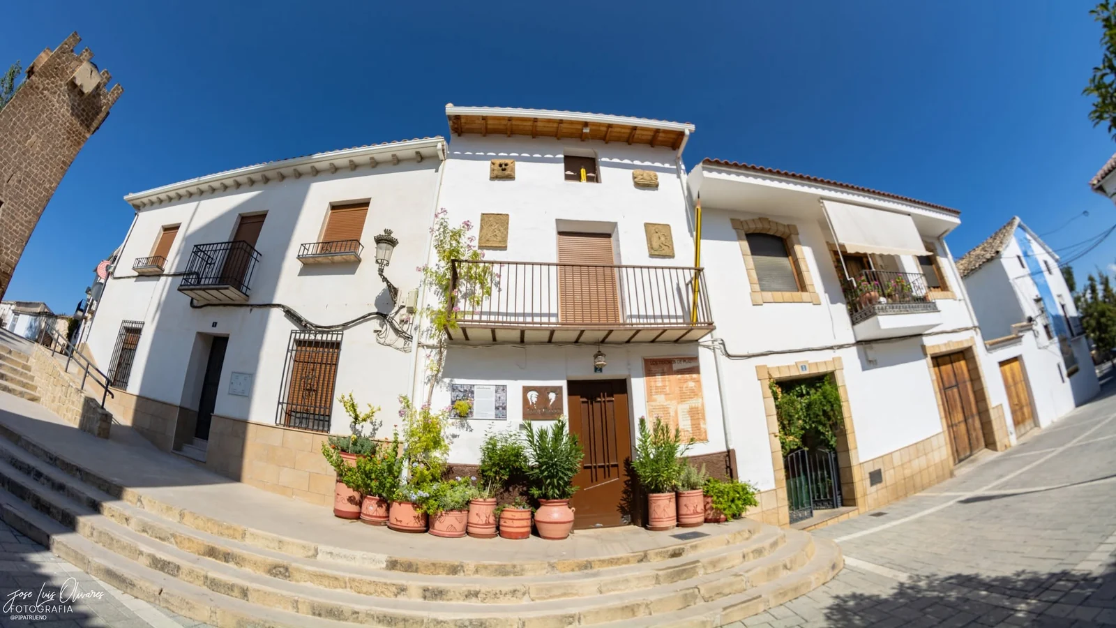 Fachada del museo de Faustino Castillo en Peal de Becerro