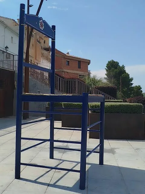 Escultura de Eva de la Ruta Jándula en Quesada