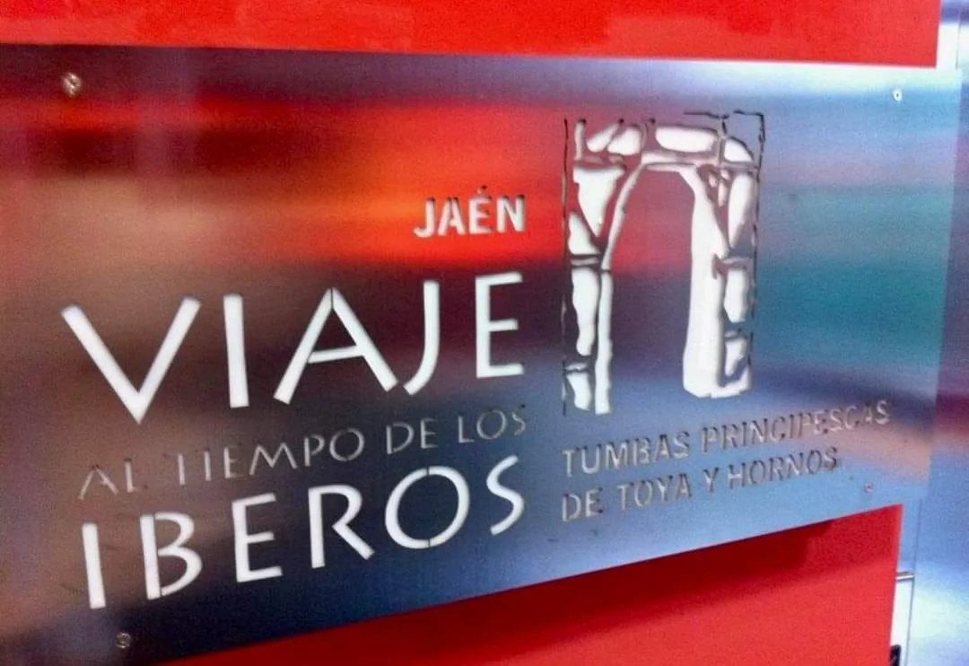 Centro de Interpretación de las Tumbas Principescas en Peal de Becerro